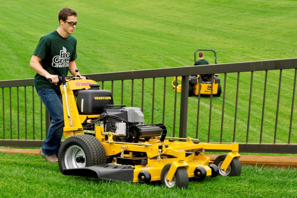 Hustler Fas Track Lawn Mowers Porn Pictures